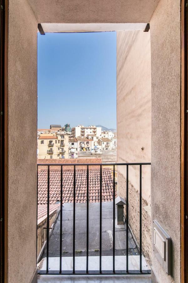 Sheralkes Bed&Breakfast Palermo Buitenkant foto
