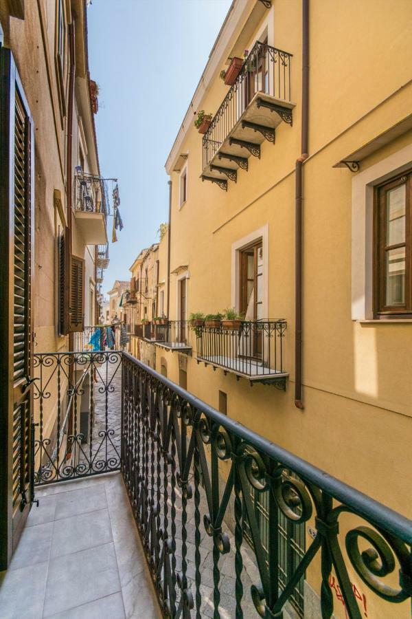 Sheralkes Bed&Breakfast Palermo Buitenkant foto